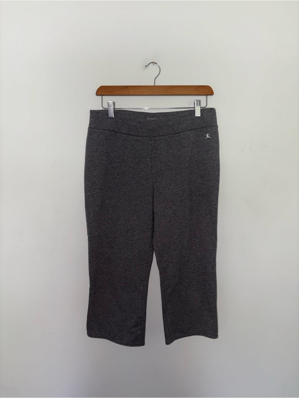 Danskin | Grey Cropped Sweatpants